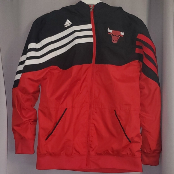 Chicago Bulls Windbreaker - Picture 1 of 3